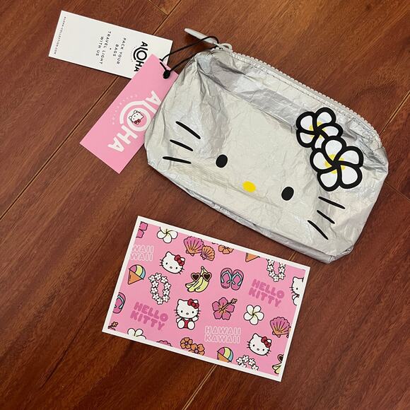 Aloha Collection• Supercute Edition Mini Pouch Hello KITTY FACE ON SILVER - Picture 2 of 12